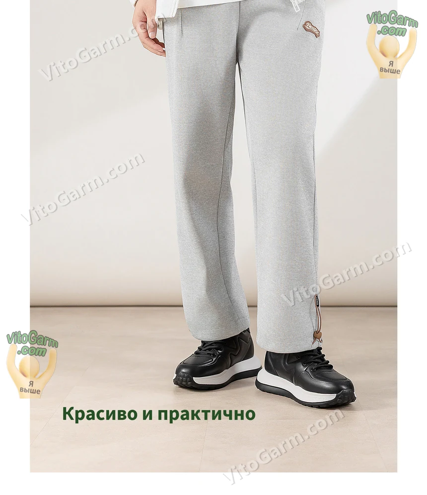 Чёрные кроссовки на модели